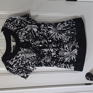 5 For 25 Christopher & Banks Women's Black and White Top Small
